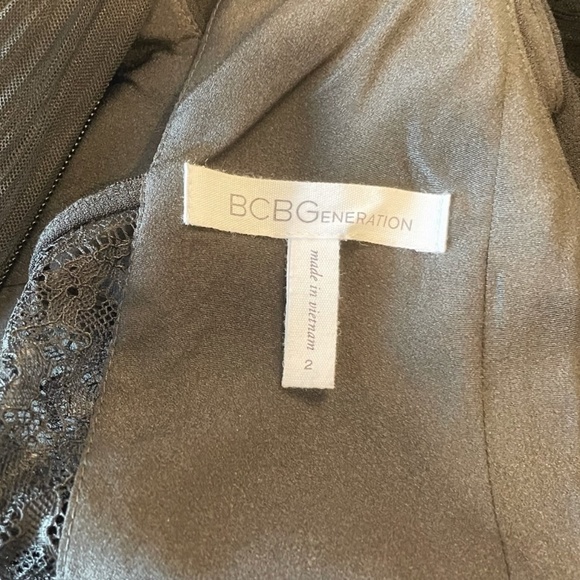 BCBGeneration Mini Dress Chiffon Skirt Lace Insert Front V Sleeveless Black - Picture 10 of 11